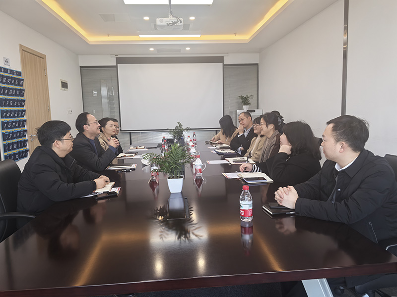 20250324838173.jpg 現(xiàn)代財富和湘江租賃交流圖片.jpg